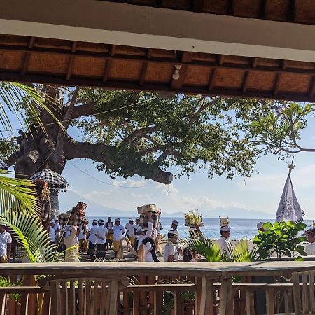 Sarinah Beach - Bistro & Bungalow Batununggul Exterior photo